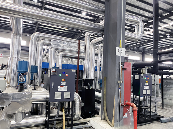 擠塑板質(zhì)量差？選對擠塑板生產(chǎn)線油溫機是關鍵