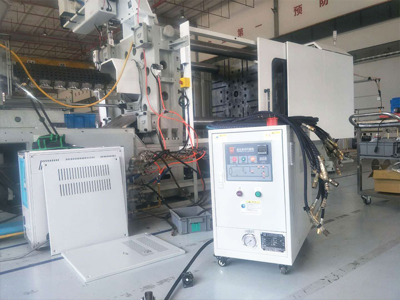 注塑<a href='http://beijingtjd.com/product/biaozhunshuiwenji.html' class='body-link'>水溫機</a>