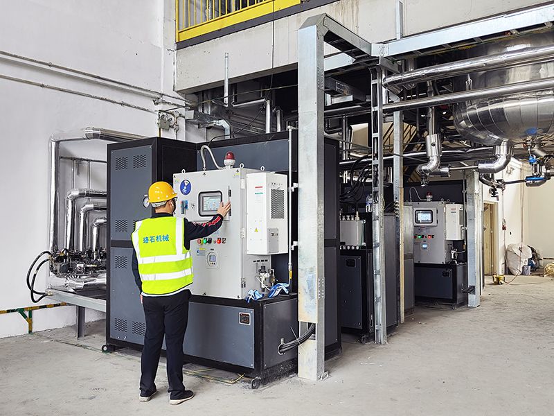 聚氨酯反應釜防爆<a href='http://beijingtjd.com/product/dianjiaredaoreyoulu.html' class='body-link'>電加熱導熱油爐</a> (1).jpg