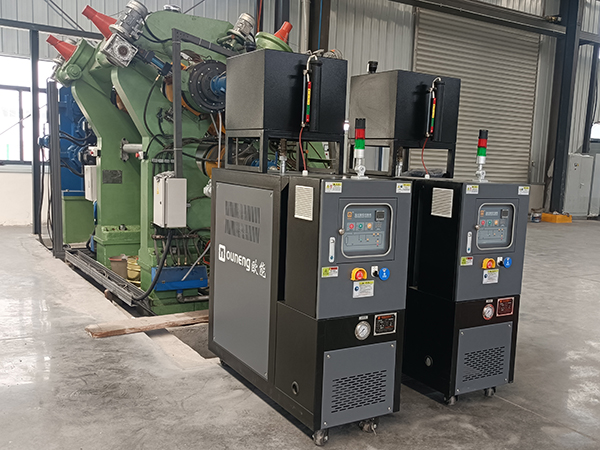 橡膠壓延<a href='http://beijingtjd.com/p_mowenji.html' class='body-link'>模溫機(jī)</a>