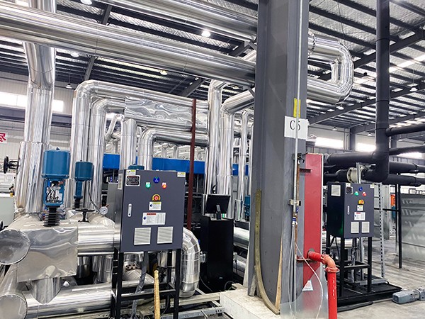 擠塑板生產線<a href='http://beijingtjd.com/product/biaozhunyouwenji.html' class='body-link'>油溫機</a>