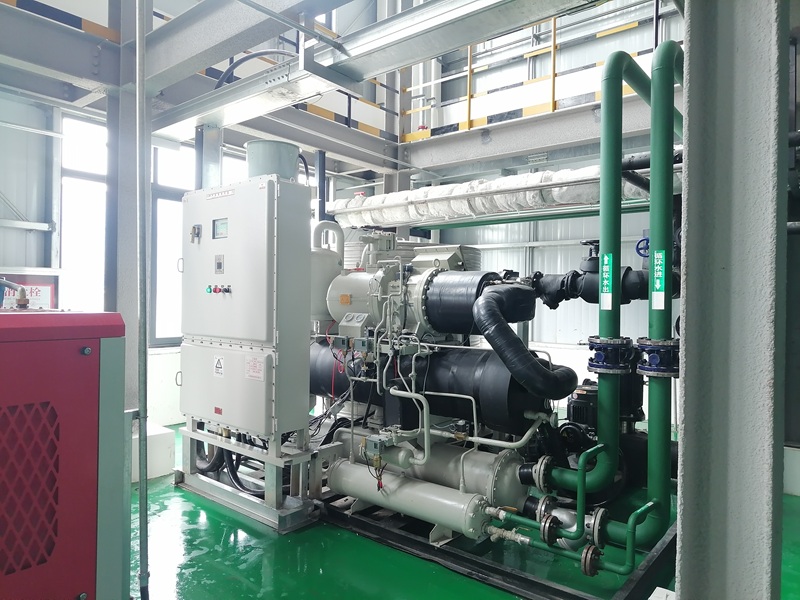 冷水機組對使用環境溫度有要求嗎？